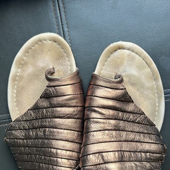 Farylrobin | Bronze Metallic Leather Toe Ring Ankle Strap Sandals Size 8 - Picture 9 of 10